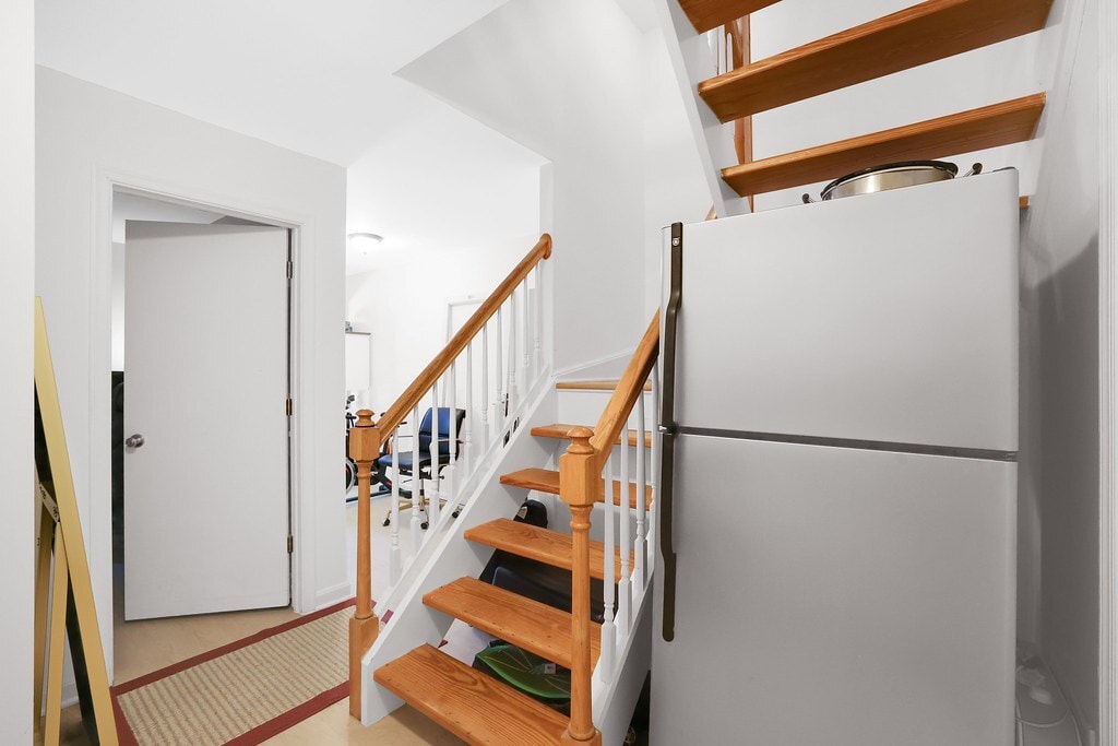 Building Photo - 3001 20th Ct S