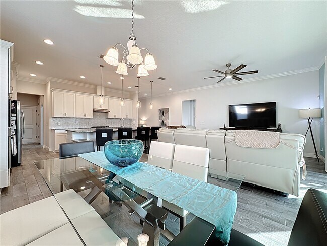 Building Photo - 2244 Antilles Club Dr