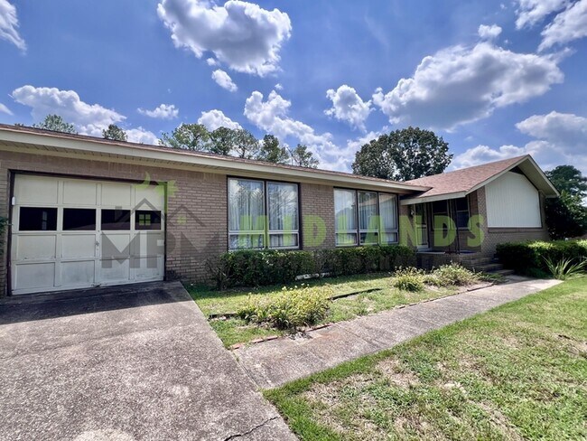 Building Photo - 2905 Prestwick Cir