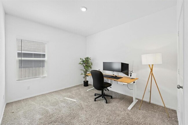 Building Photo - 221 Barbary Coast Ln
