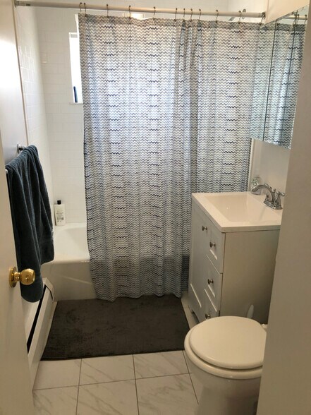 Building Photo - 14 Westford St