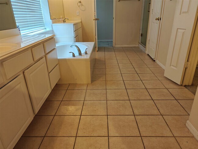 Building Photo - 15319 Truslow Point Ln