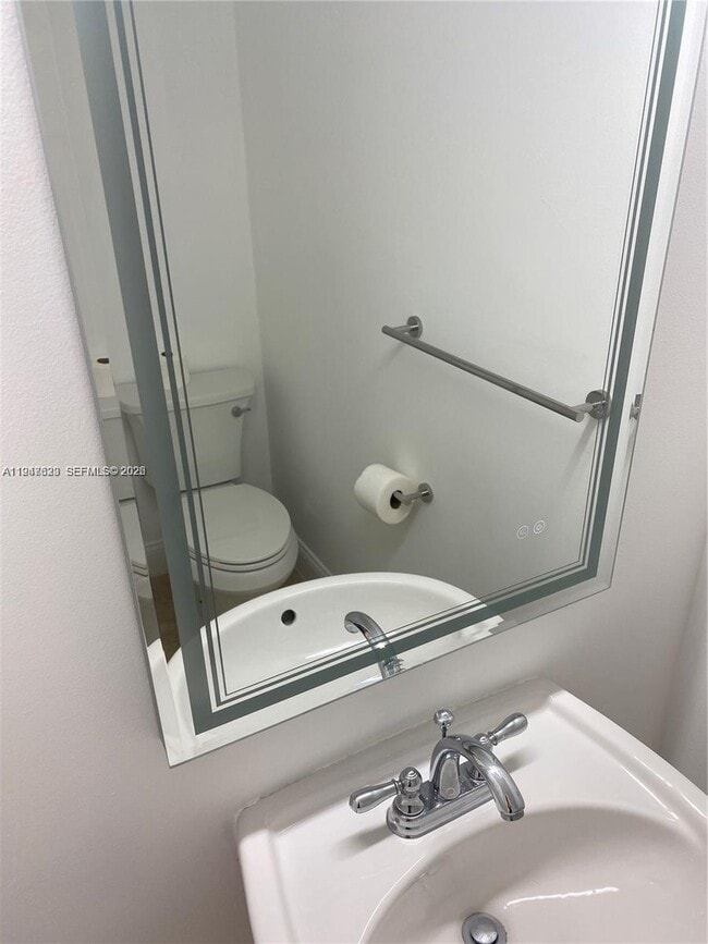 Building Photo - 555 NE 15th St