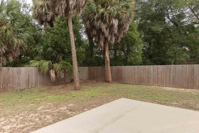 Building Photo - 1005 N A St