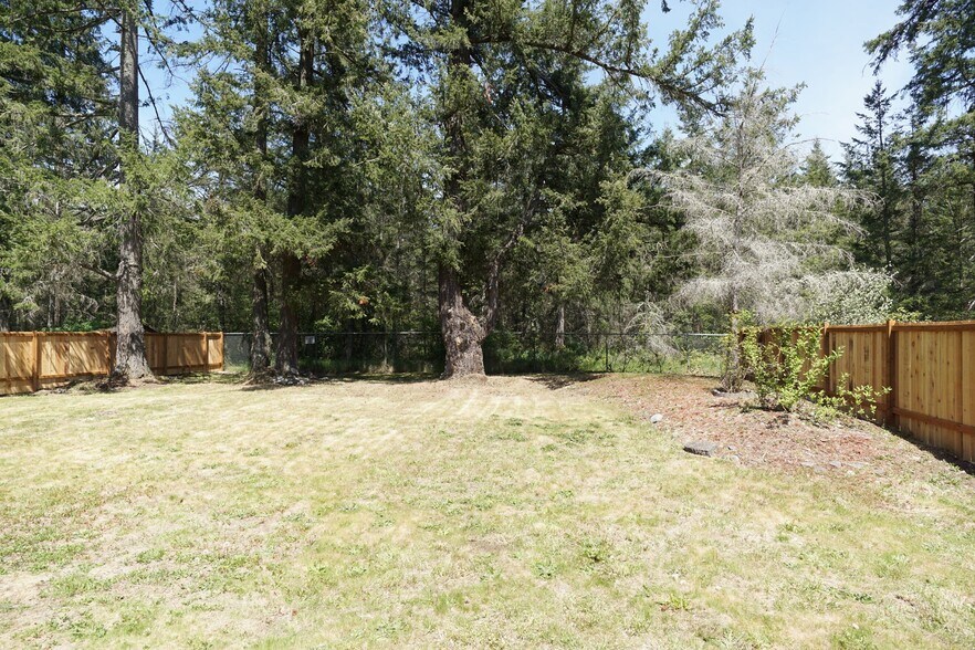 Building Photo - 3105 240th Street Ct E