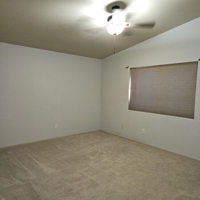 Building Photo - Rental in Araby Crossing