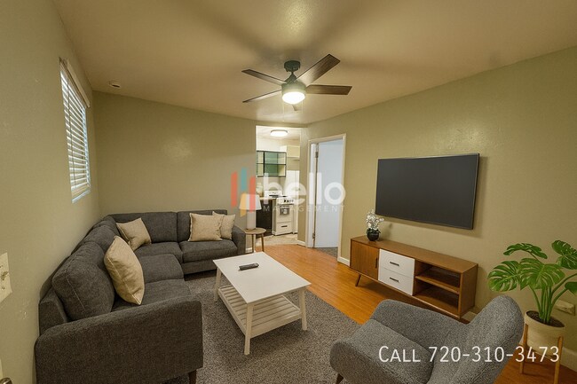 Primary Photo - 1372 Zephyr St