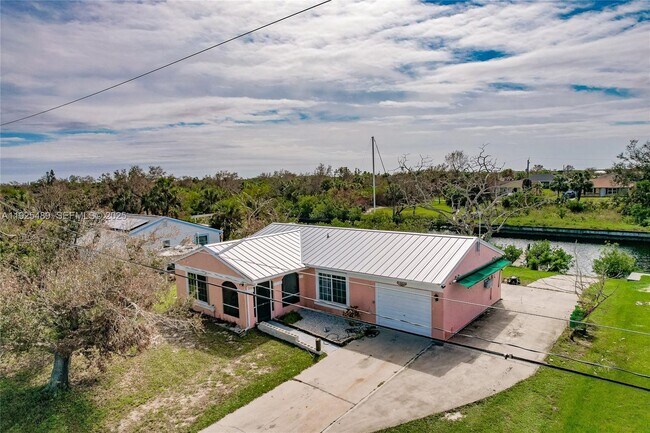 Building Photo - 18406 Van Nuys Cir