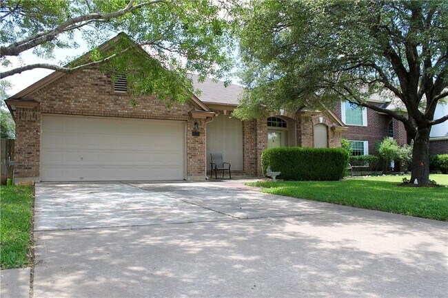 Building Photo - 17820 Park Valley Dr