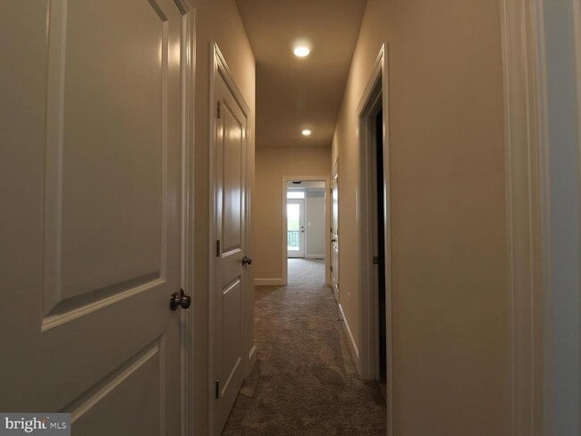 Building Photo - 43477 Stonewood Crossing Ter