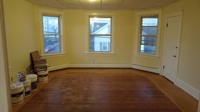 Building Photo - 911 Pine St