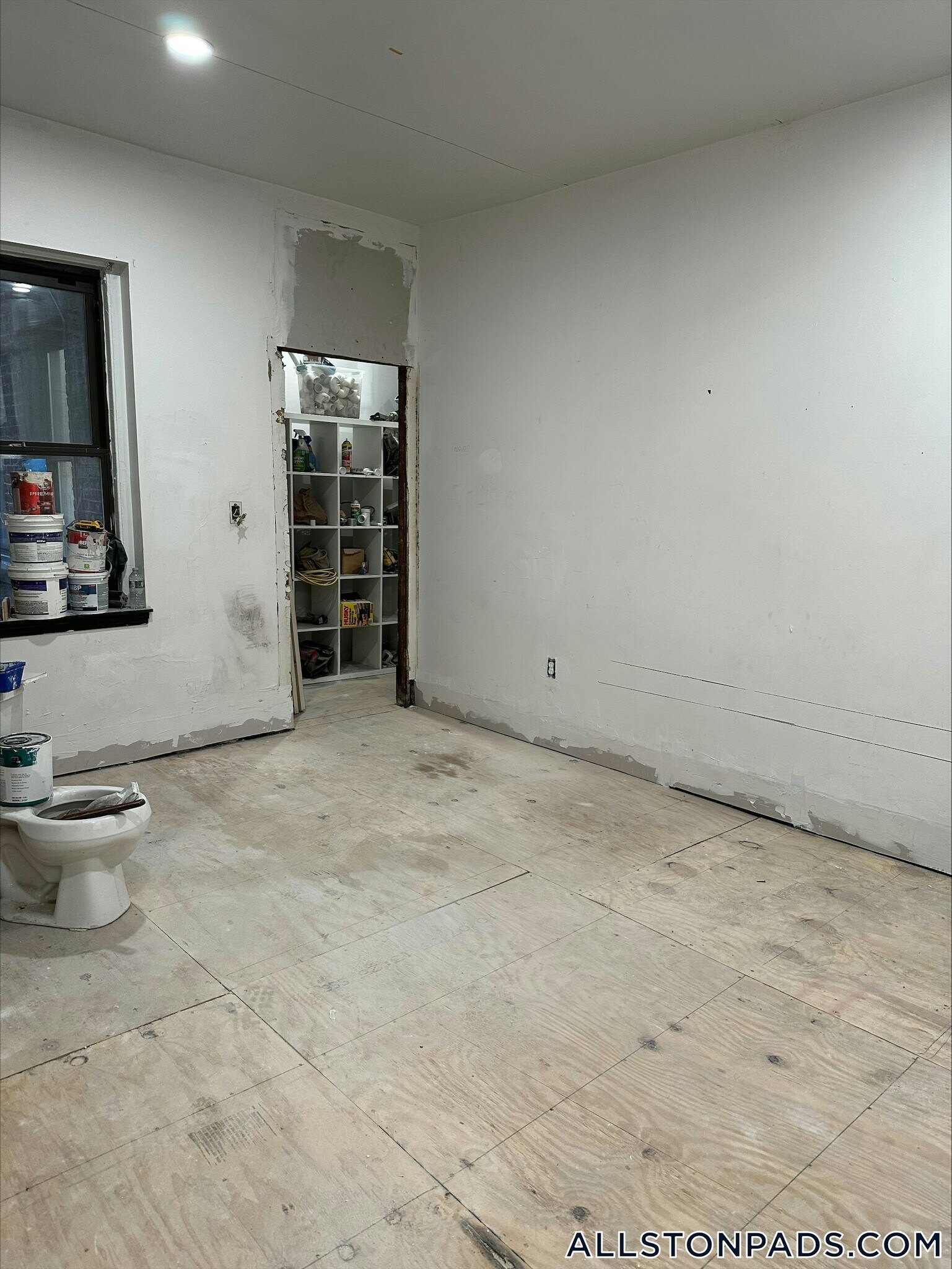 Building Photo - 1254 Commonwealth Ave