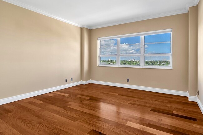 Building Photo - 2500 E Las Olas Blvd