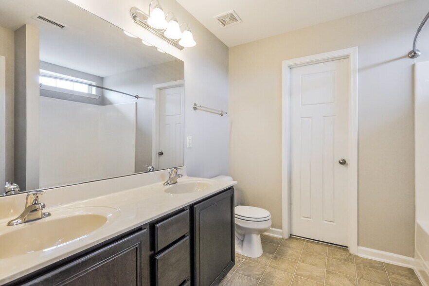 Building Photo - 206 Callahan Trail