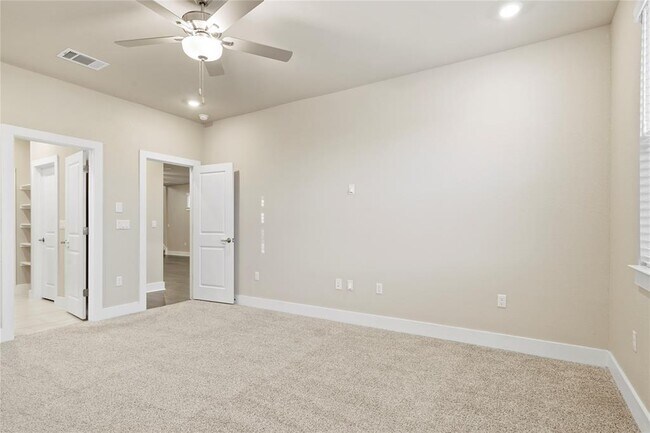 Building Photo - 15701 Oglethorpe Dr