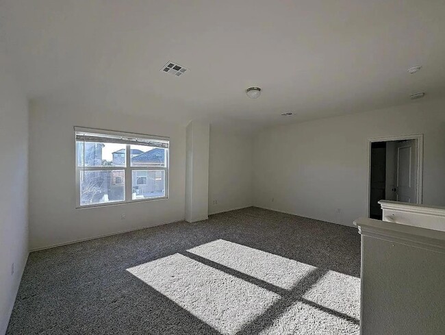 Building Photo - 1216 Blackhaw Ln