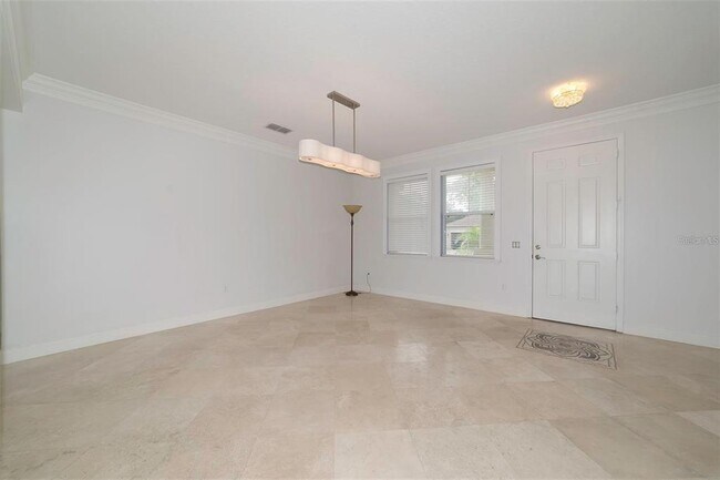 Building Photo - 10124 Malpas Point
