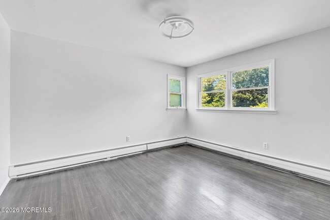 Building Photo - 67 Shady Nook Dr