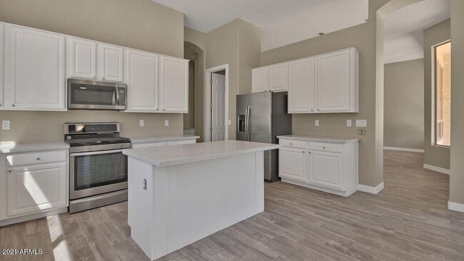 Building Photo - 13491 E Estrella Ave
