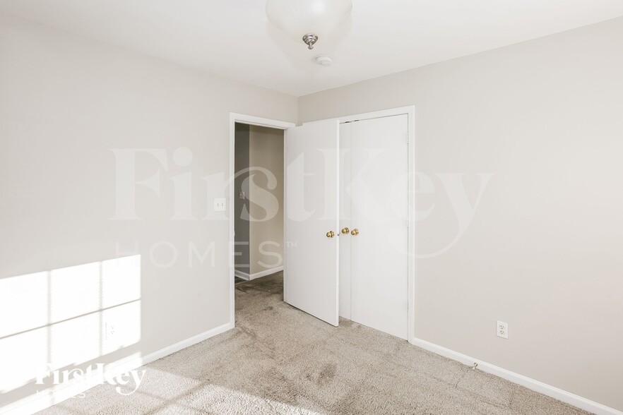 Building Photo - 11610 Banyan Ct