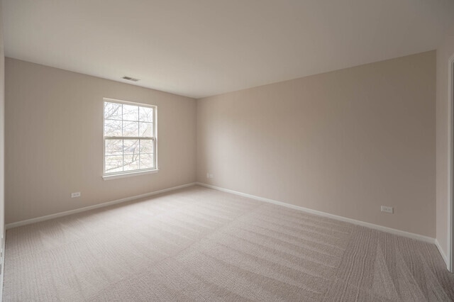 Building Photo - 1225 N Red Oak Cir