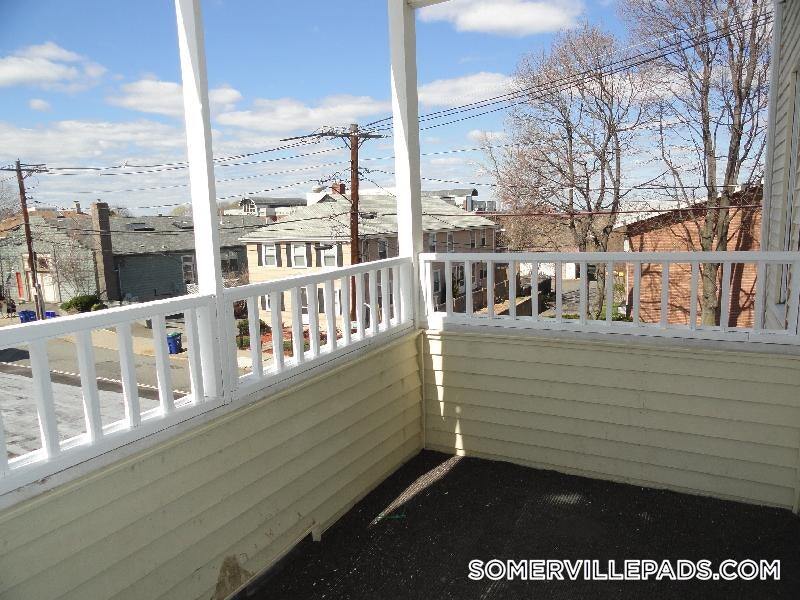 Building Photo - 38 Bond St