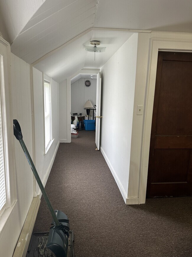 Building Photo - 11 LLC 106 Miller Street