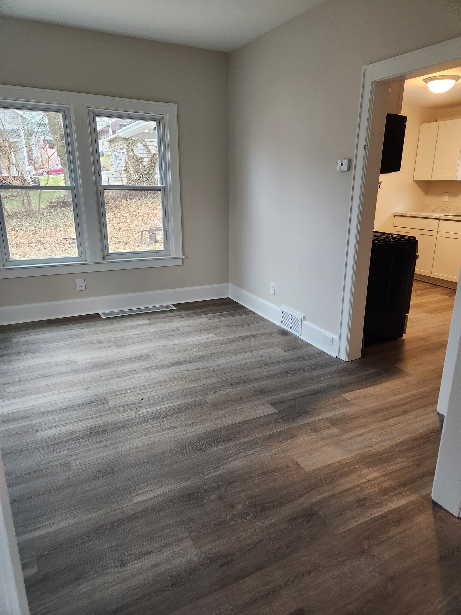Dining Room - 516 W End Ave