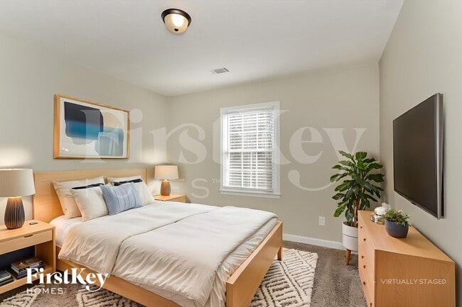 Building Photo - 10601 Parlor Rd