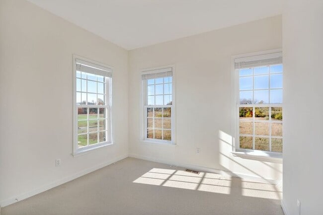 Building Photo - 1232 Old Trail Dr