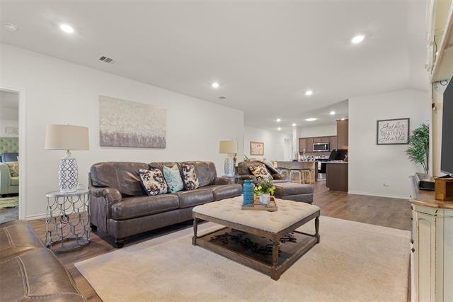 Building Photo - 3319 Everly Dr