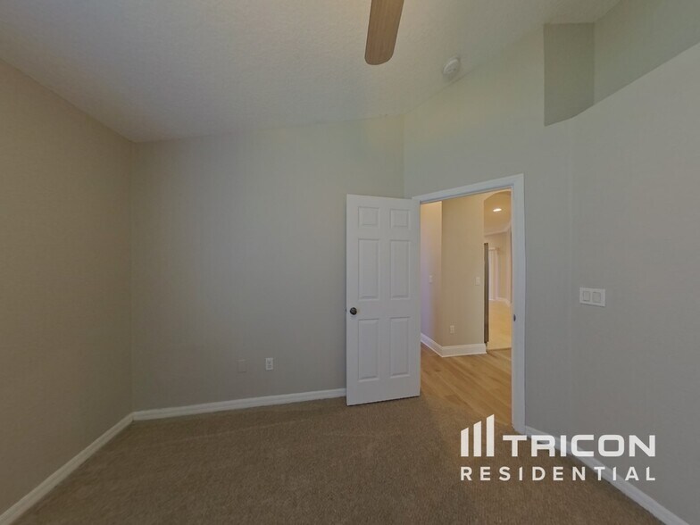 Building Photo - 1421 Emerald Hill Way