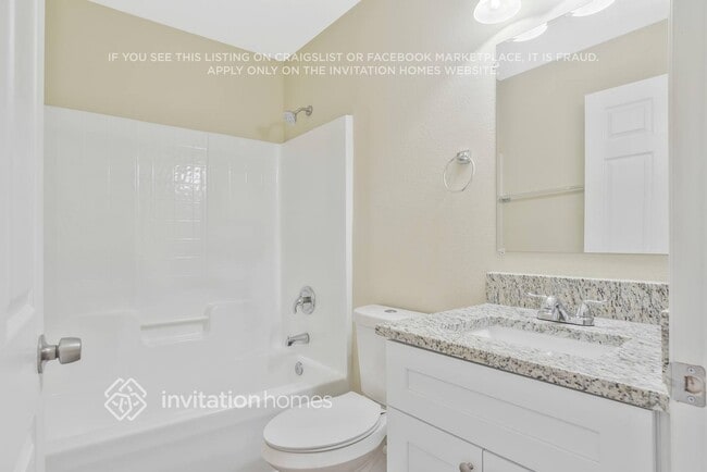 Building Photo - 170 China Berry Cir