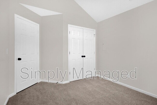 Building Photo - 104 Stockade Ct