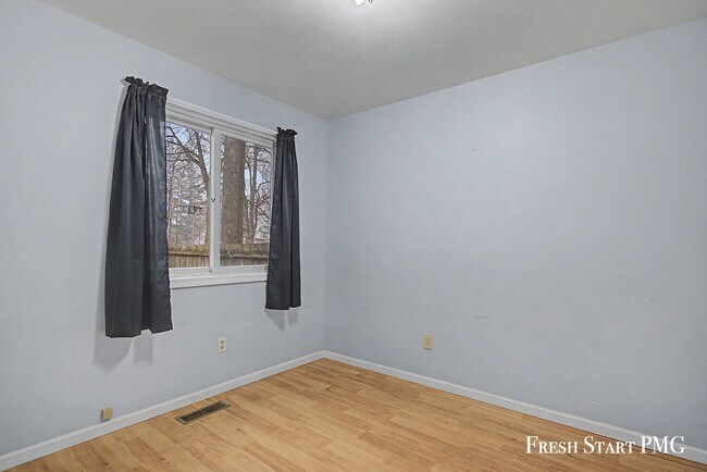 Building Photo - Charm Meets Modern Living in the Heart of Stanton