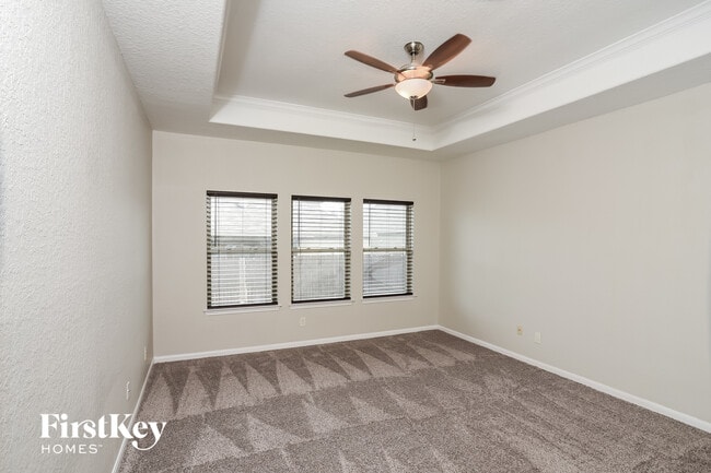 Building Photo - 10523 Branch Post