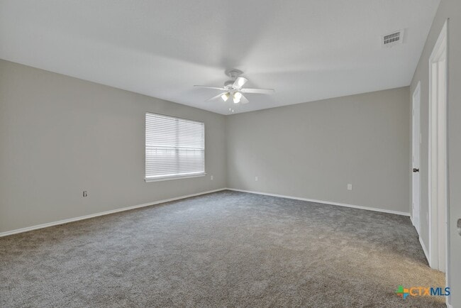 Building Photo - 3429 Rob Roy St