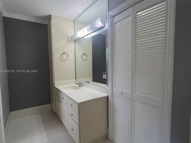 Building Photo - 14131 SW 146th Terrace