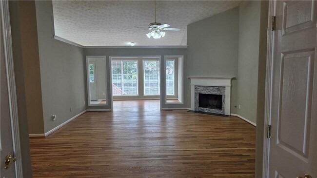 Building Photo - 2994 Hickory Run Cir NW