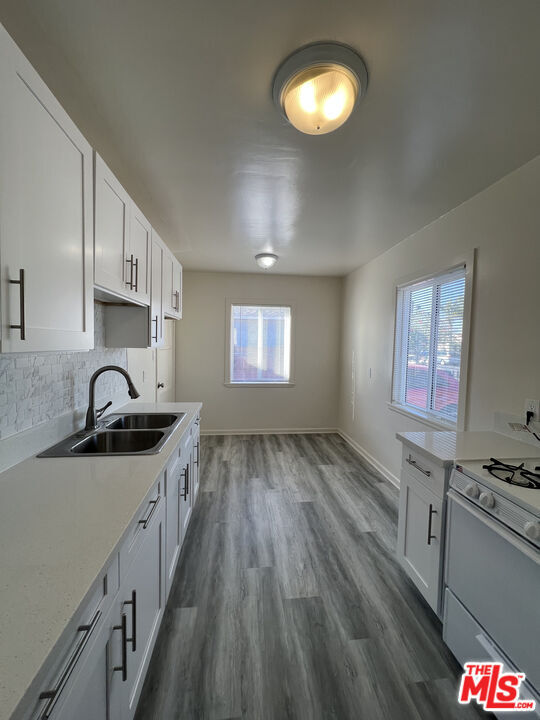 Building Photo - 5612 Vonnie Ln