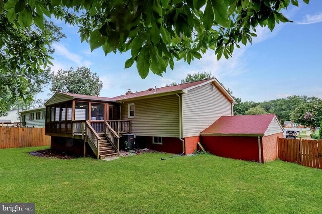 Building Photo - 13421 Delaney Rd