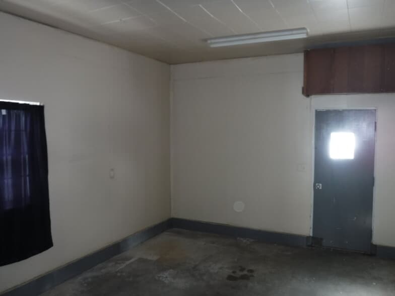 Building Photo - 110 Kirby St