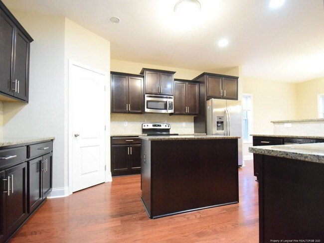 Building Photo - 929 Pecan Grove Loop