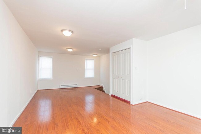 Building Photo - 2079 E Tioga St
