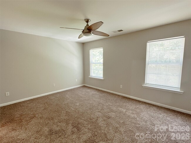 Building Photo - 7629 Abigail Glen Dr