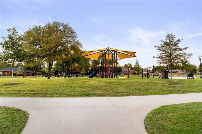 Building Photo - 1208 Kesser Dr