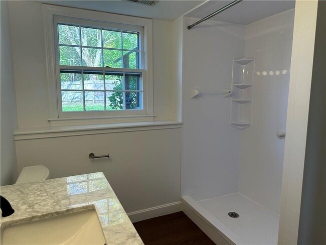 Building Photo - 11 Pocono Rd