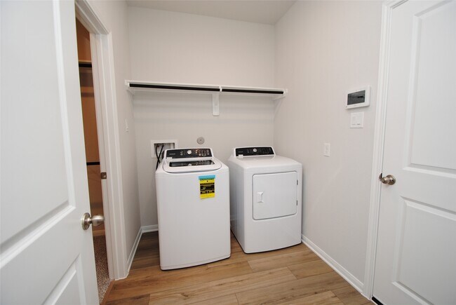 Building Photo - 2541 Allegretto Sea Dr