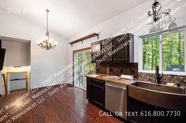 Building Photo - 3024 Root Ct