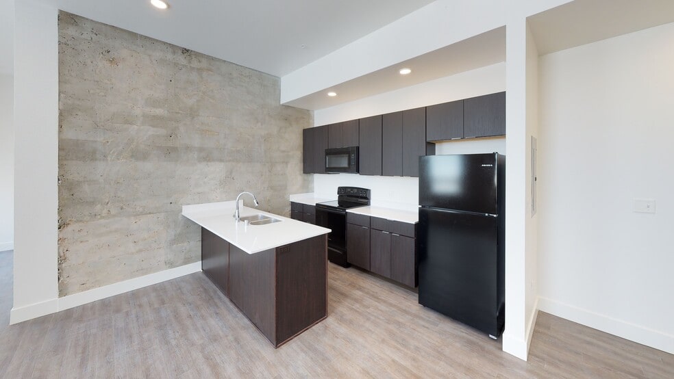 Island kitchen - 124 N 29th St